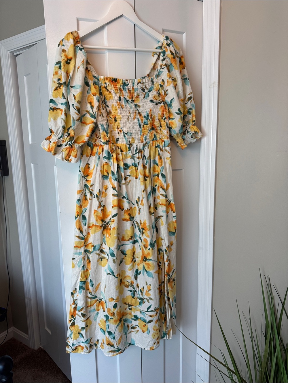 GAP Yellow Floral Smocked Puff-Sleeve Midi Dress